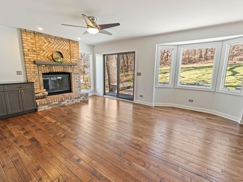 Tiny photo for 203 Valley Drive, Oakwood Hills, IL 60013 (MLS # 12587394)