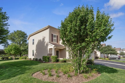 Tiny photo for 1282 Newport Circle, Pingree Grove, IL 60140 (MLS # 12682579)