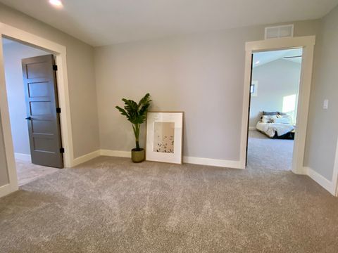 Tiny photo for 3913 Jade Drive, Champaign, IL 61822 (MLS # 12549312)