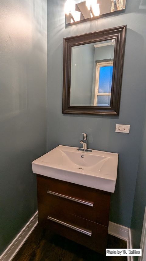 Tiny photo for 4331 S Evans Avenue, Chicago, IL 60653 (MLS # 12489891)