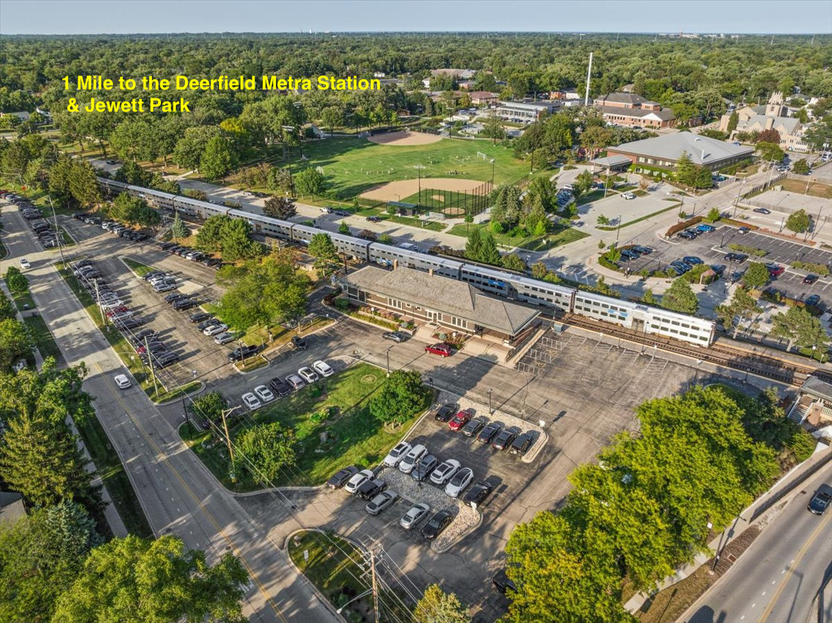 1504 Northwoods Road