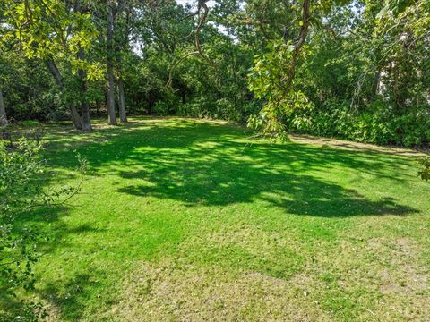 1504 Northwoods Road Deerfield IL 60015