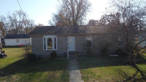 Photo of Watseka, IL 60970 (MLS # 12284592)