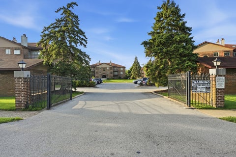Tiny photo for 6419 Oak Forest Avenue #2S, Tinley Park, IL 60477 (MLS # 12790513)