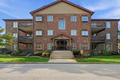 Photo of 6419 Oak Forest Avenue #2S, Tinley Park, IL 60477 (MLS # 12790513)