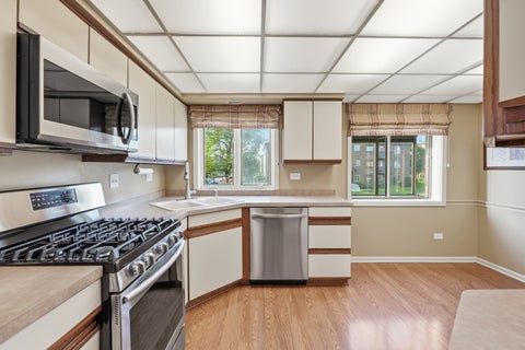 Tiny photo for 6419 Oak Forest Avenue #2S, Tinley Park, IL 60477 (MLS # 12790513)