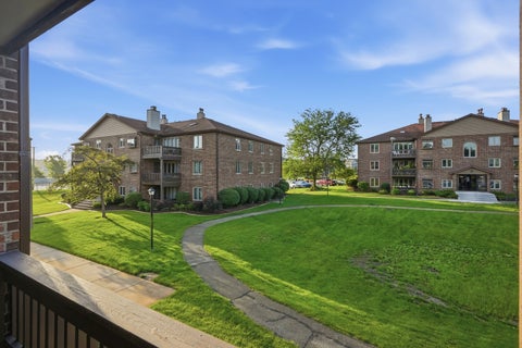 Tiny photo for 6419 Oak Forest Avenue #2S, Tinley Park, IL 60477 (MLS # 12790513)