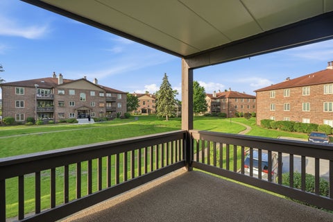 Tiny photo for 6419 Oak Forest Avenue #2S, Tinley Park, IL 60477 (MLS # 12790513)