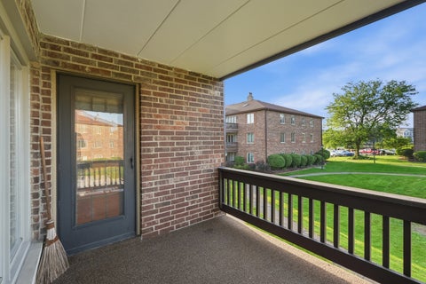 Tiny photo for 6419 Oak Forest Avenue #2S, Tinley Park, IL 60477 (MLS # 12790513)