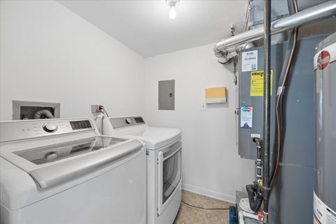 Tiny photo for 31 Algonquin Drive #2, Indian Head Park, IL 60525 (MLS # 12793328)