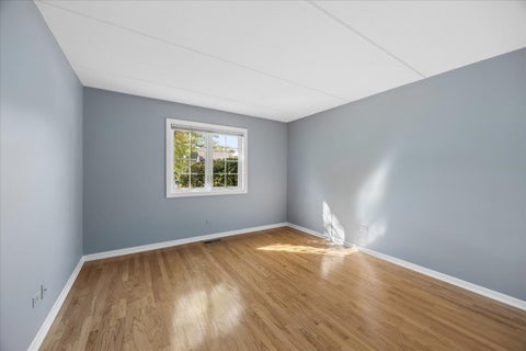 Tiny photo for 31 Algonquin Drive #2, Indian Head Park, IL 60525 (MLS # 12793328)