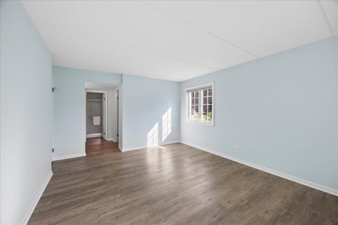 Tiny photo for 31 Algonquin Drive #2, Indian Head Park, IL 60525 (MLS # 12793328)