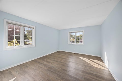 Tiny photo for 31 Algonquin Drive #2, Indian Head Park, IL 60525 (MLS # 12793328)