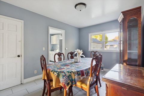 Tiny photo for 305 Foster Avenue, Rockford, IL 61102 (MLS # 12504365)