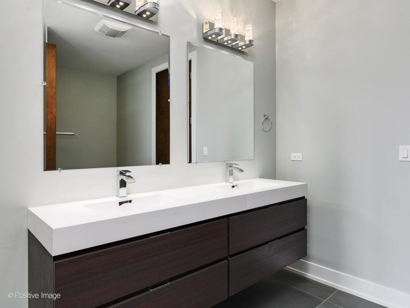 235 E 31st Street 207