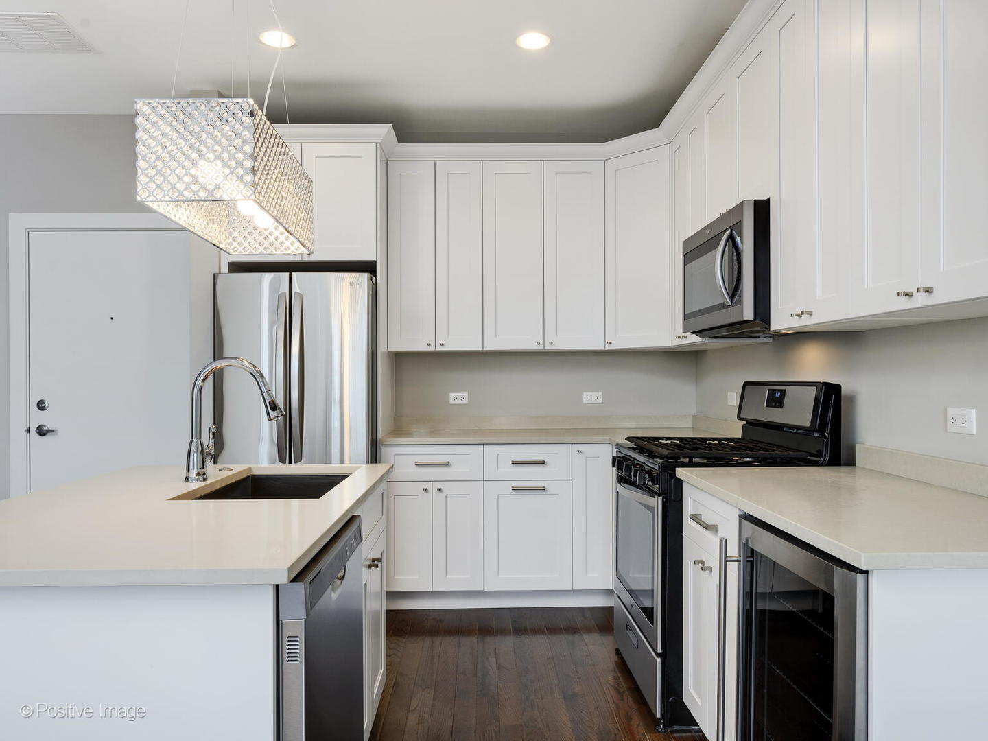 235 E 31st Street 207