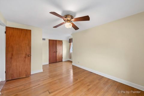 Tiny photo for Glen Ellyn, IL 60137 (MLS # 12561183)