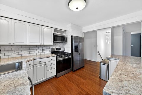 Tiny photo for 7302 Chippewa Drive, Wonder Lake, IL 60097 (MLS # 12590837)