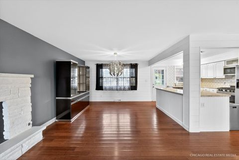 Tiny photo for 7302 Chippewa Drive, Wonder Lake, IL 60097 (MLS # 12590837)