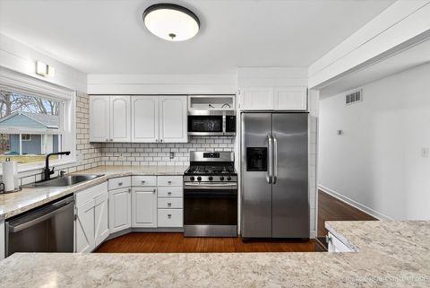 Tiny photo for 7302 Chippewa Drive, Wonder Lake, IL 60097 (MLS # 12590837)