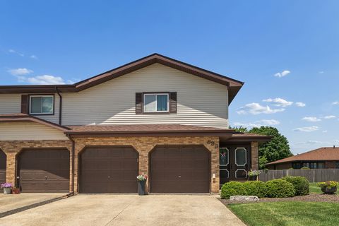 Photo of 893 Meadow Ridge Lane #0, New Lenox, IL 60451 (MLS # 12686974)