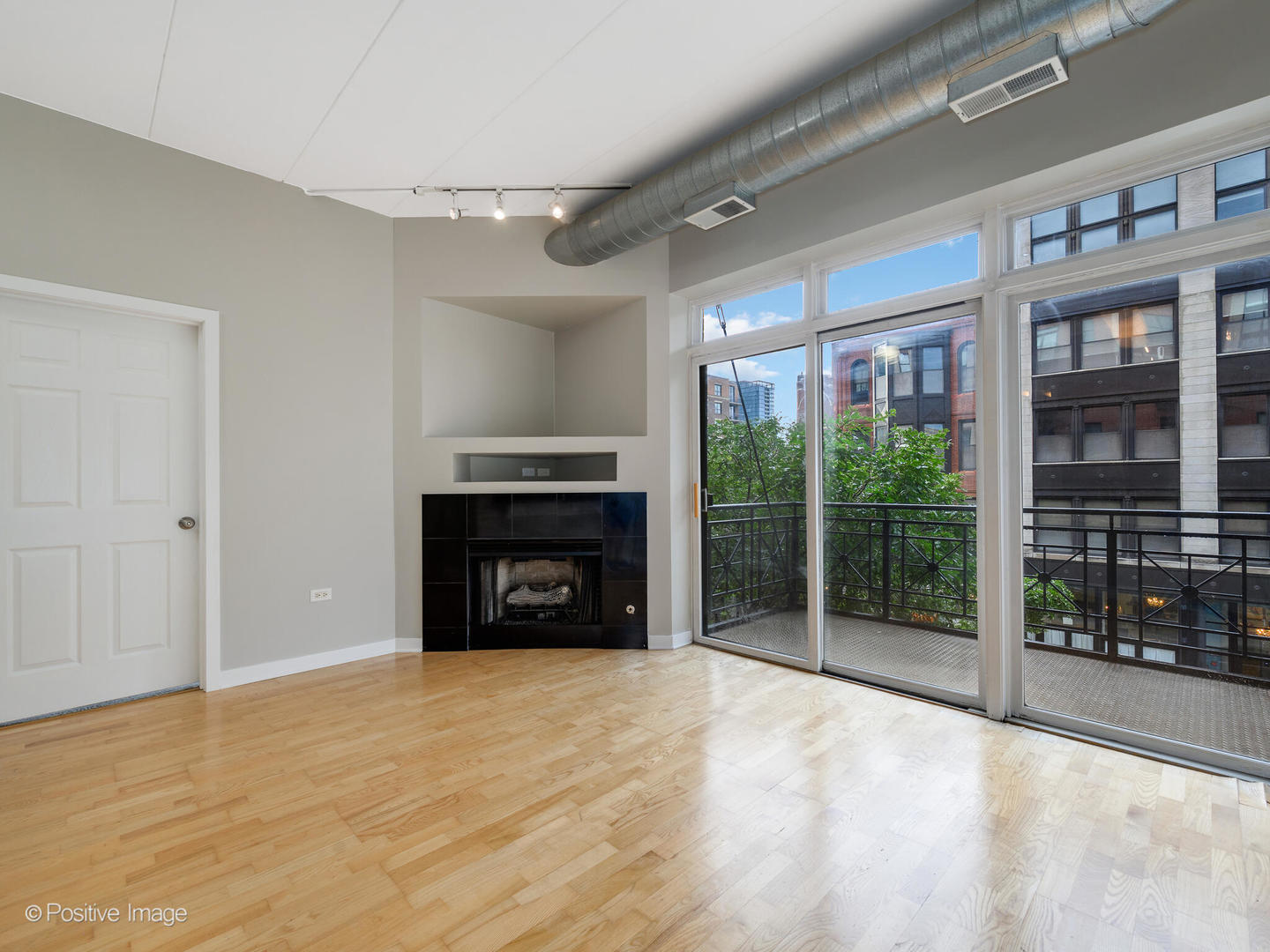 1155 W Madison Street 309