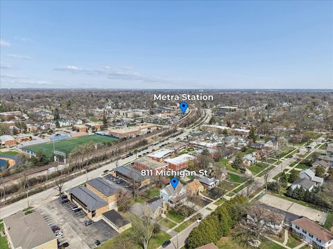 Tiny photo for 811 Michigan Street, Wheaton, IL 60187 (MLS # 12612238)