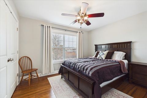 Tiny photo for 811 Michigan Street, Wheaton, IL 60187 (MLS # 12612238)