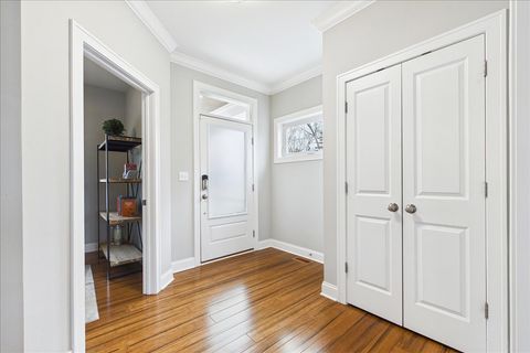 Tiny photo for 811 Michigan Street, Wheaton, IL 60187 (MLS # 12612238)