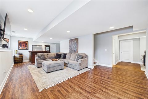 Tiny photo for 811 Michigan Street, Wheaton, IL 60187 (MLS # 12612238)