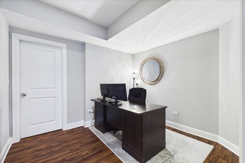 Tiny photo for 811 Michigan Street, Wheaton, IL 60187 (MLS # 12612238)