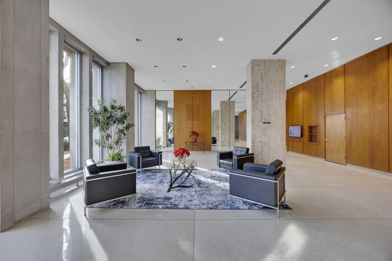 4800 S Chicago Beach Drive 2612S