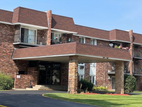 Photo of 850 S Lorraine Road #3L, Wheaton, IL 60189 (MLS # 12485962)