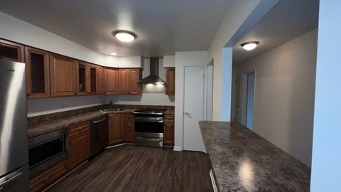 Tiny photo for 850 S Lorraine Road #3L, Wheaton, IL 60189 (MLS # 12485962)