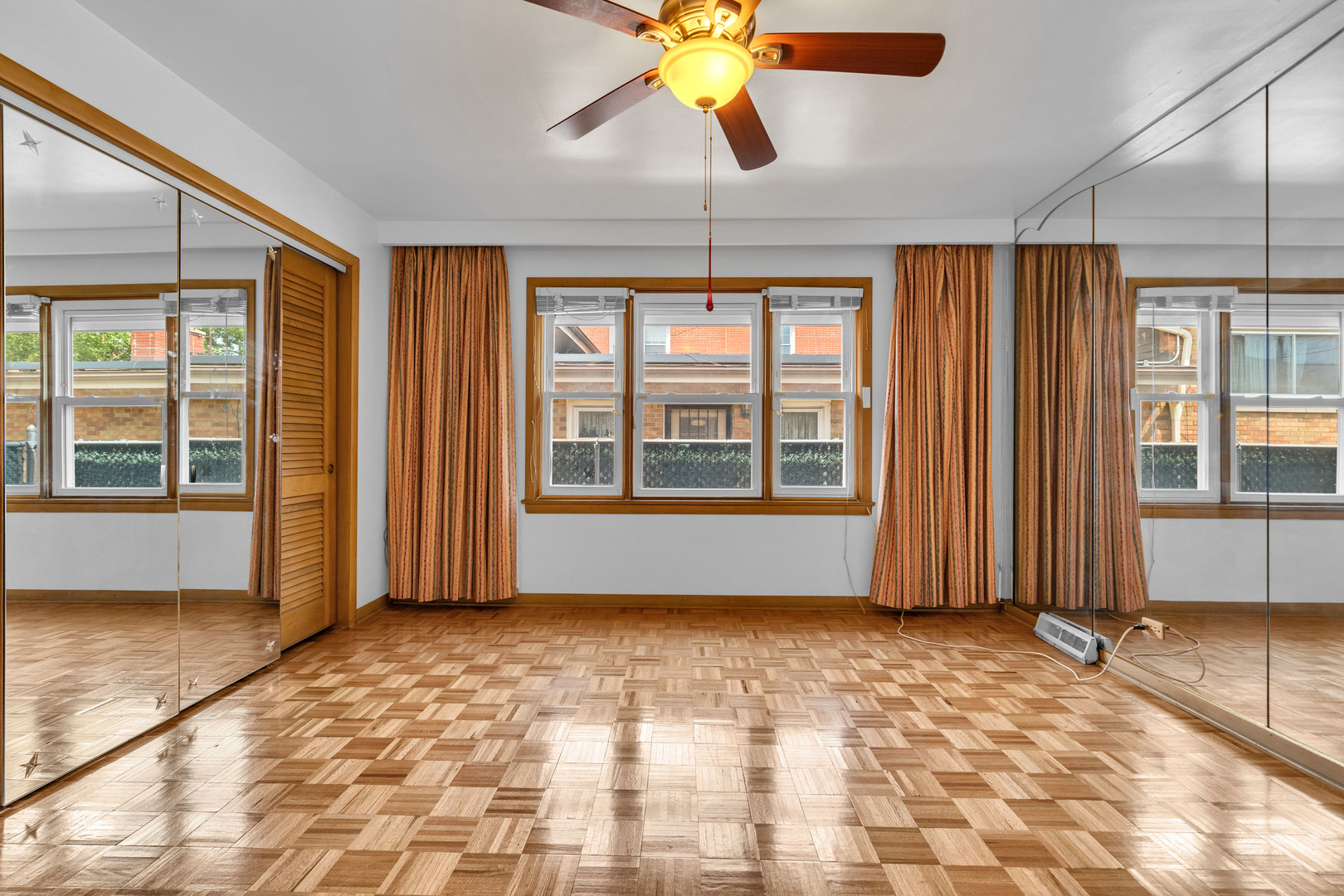 Chicago, Illinois 60643, United States, 2 Bedrooms Bedrooms, ,3 BathroomsBathrooms,Residential,Active,216838