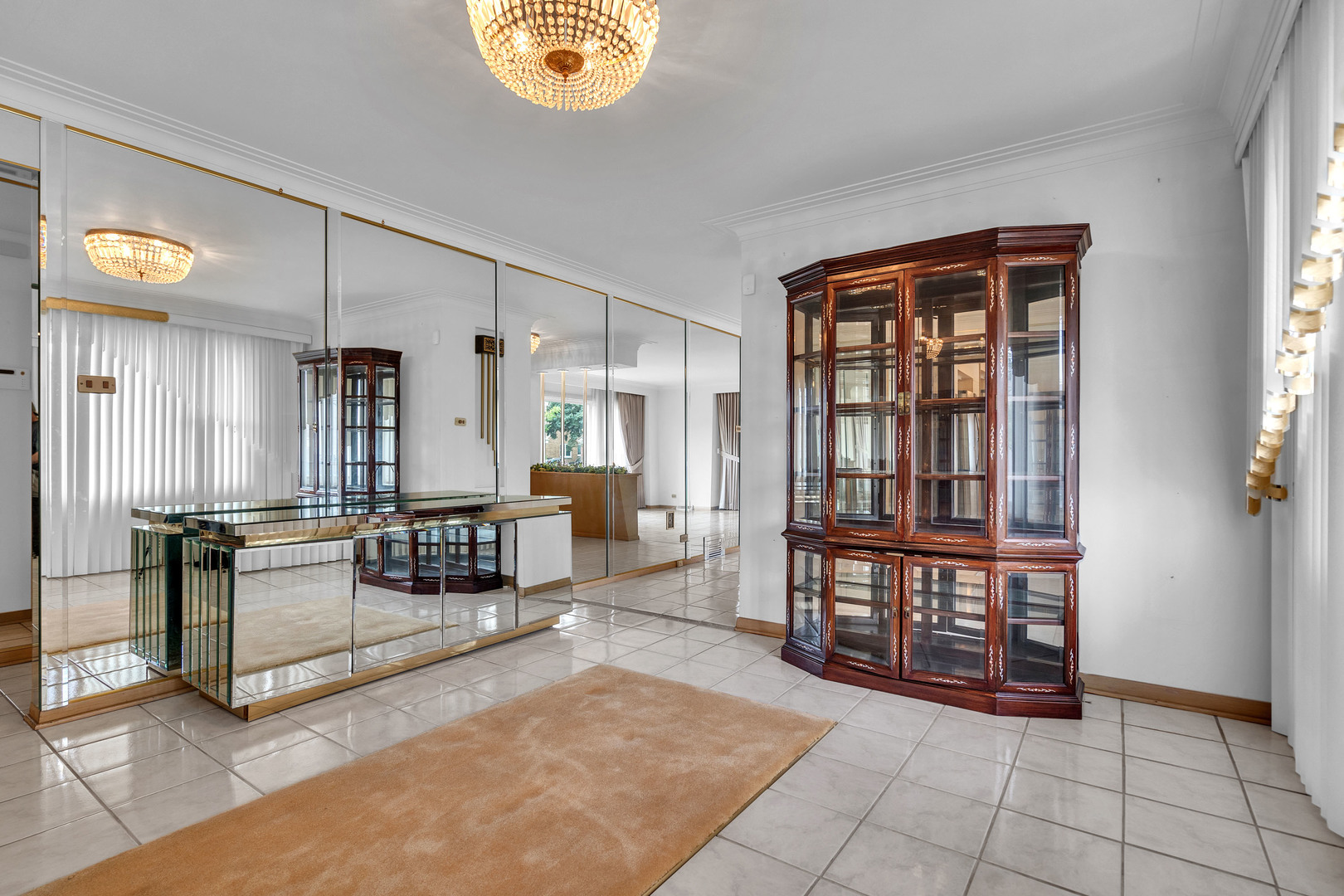 Chicago, Illinois 60643, United States, 2 Bedrooms Bedrooms, ,3 BathroomsBathrooms,Residential,Active,216838