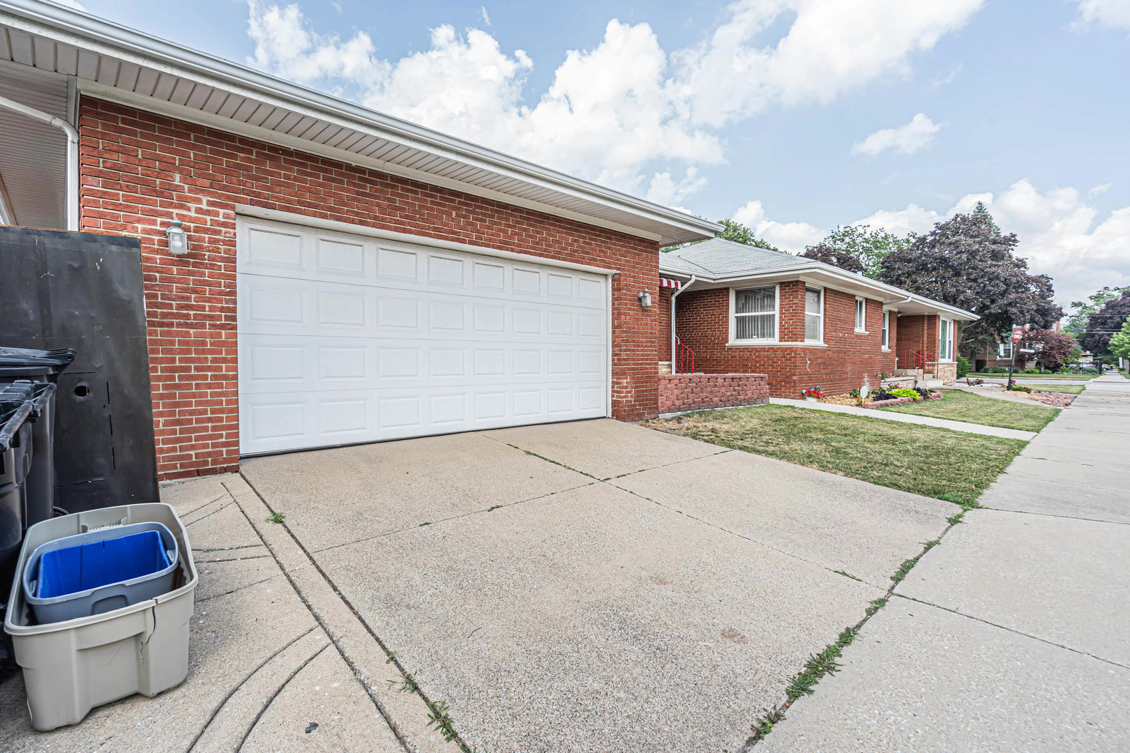 Chicago, Illinois 60643, United States, 2 Bedrooms Bedrooms, ,3 BathroomsBathrooms,Residential,Active,216838