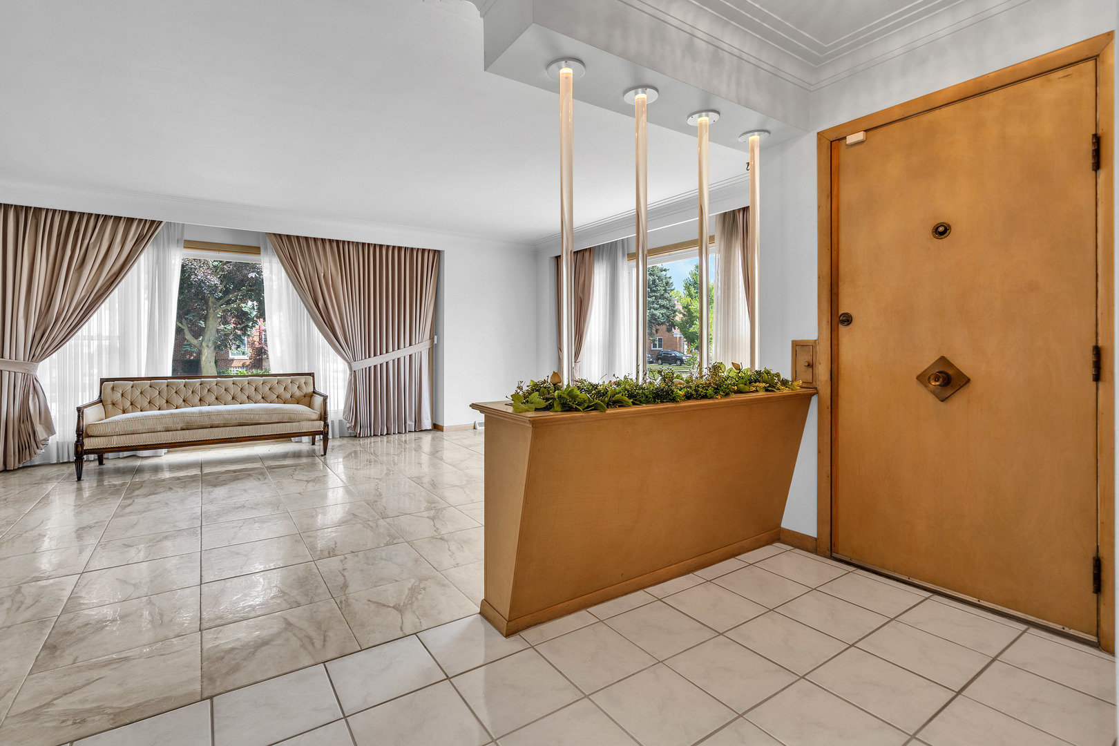 Chicago, Illinois 60643, United States, 2 Bedrooms Bedrooms, ,3 BathroomsBathrooms,Residential,Active,216838