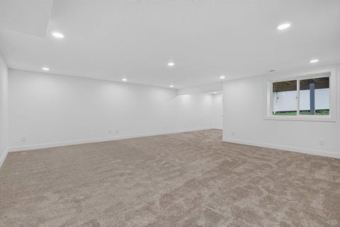 Tiny photo for 1319 Heights Court, Bettendorf, IA 52722 (MLS # 12729907)