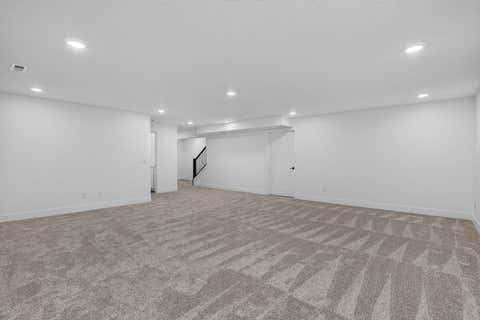 Tiny photo for 1319 Heights Court, Bettendorf, IA 52722 (MLS # 12729907)
