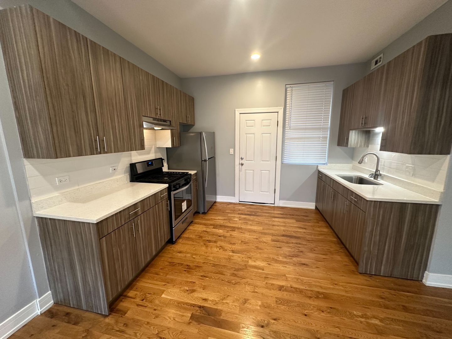 4957 S Calumet Avenue