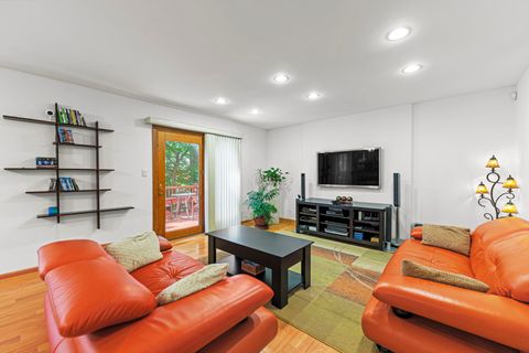 Tiny photo for 1108 Oak Ridge Drive, Streamwood, IL 60107 (MLS # 12464068)