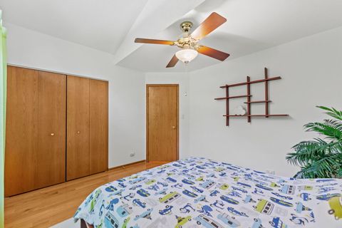 Tiny photo for 1108 Oak Ridge Drive, Streamwood, IL 60107 (MLS # 12464068)