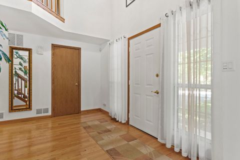 Tiny photo for 1108 Oak Ridge Drive, Streamwood, IL 60107 (MLS # 12464068)