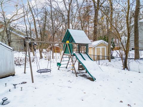 Tiny photo for 1108 Oak Ridge Drive, Streamwood, IL 60107 (MLS # 12464068)