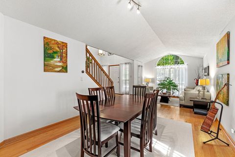 Tiny photo for 1108 Oak Ridge Drive, Streamwood, IL 60107 (MLS # 12464068)