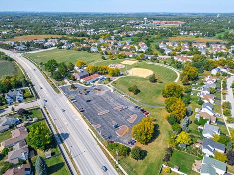 Tiny photo for 1108 Oak Ridge Drive, Streamwood, IL 60107 (MLS # 12464068)