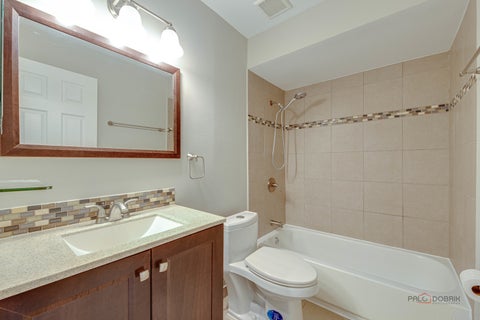 Tiny photo for 829 S Dwyer Avenue #E, Arlington Heights, IL 60005 (MLS # 12719755)