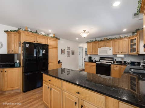Tiny photo for 7294 W Diversey Avenue #2, Elmwood Park, IL 60707 (MLS # 12697931)