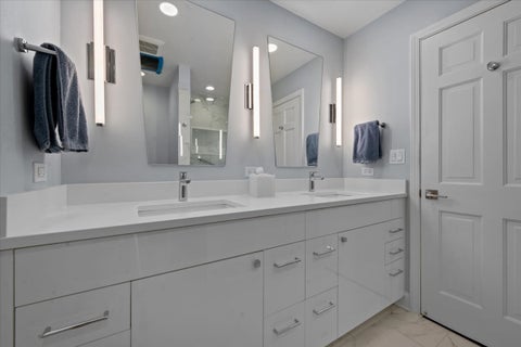Tiny photo for 1350 N Western Avenue #111, Lake Forest, IL 60045 (MLS # 12714792)